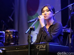 Tetap Dalam Jiwa Isyana Sarasvati Jadi Lagu Paling Populer di Path
