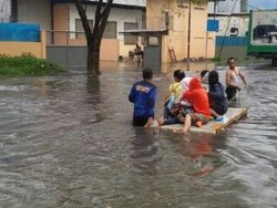 Usai Hujan Lebat, Sejumlah Kawasan di Medan Terendam Banjir
