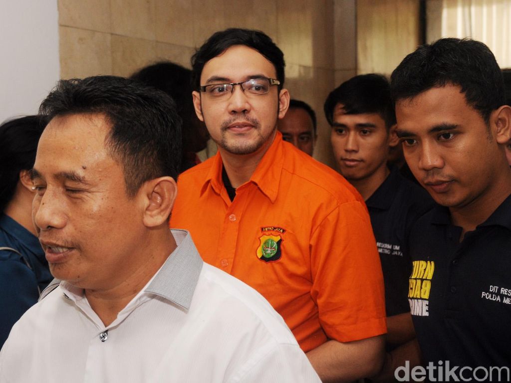 Sandy Tumiwa Ditangkap karena Narkoba Golongan I, Kenali Jenis dan Bahayanya Sandy Tumiwa Ditangkap karena Narkoba Golongan I, Kenali Jenis dan Bahayanya