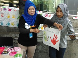 Ikut Cap Tangan Antikorupsi, Johan Budi: Pemberantasan Korupsi Harus Maju Terus