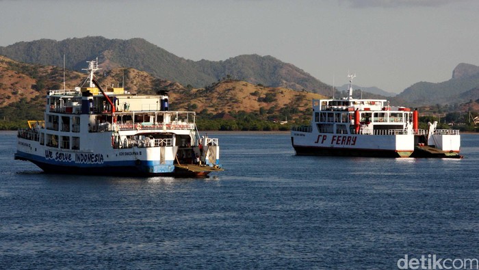 Kapal Ferry Kapal penyebrangan dengan ferry di Lombok. dikhy sasra/ilustrasi/detikfoto