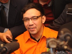 Mendekam di Tahanan, Sandy Tumiwa Sedih Belum Dikunjungi Anak