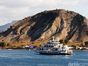 Duh! ABK Kapal Feri Buang Sampah ke Laut, PT ASDP Akui Kesalahan