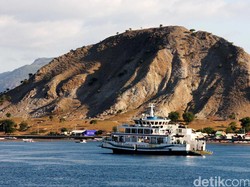 Duh! ABK Kapal Feri Buang Sampah ke Laut, PT ASDP Akui Kesalahan