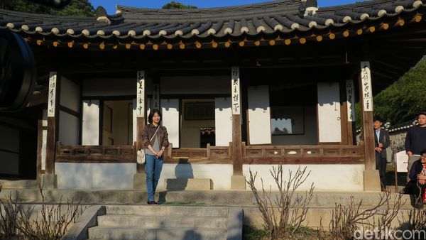Lee Young Ae Jadi Profesor di Saimdang -The Herstory