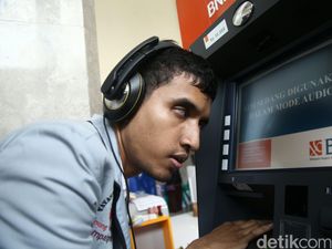 Jangan Khawatir! Kaum Disabilitas Dijamin Bisa Dapat Layanan Bank Jangan Khawatir! Kaum Disabilitas Dijamin Bisa Dapat Layanan Bank