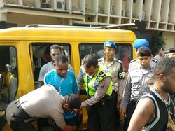 Keroyok Polisi di Tangerang, 20 Pendemo ini Ditangkap di Senayan