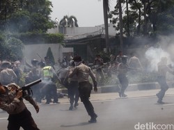 Pendemo Papua Diangkut ke Polda Metro, Lalin Bundaran HI Kembali Normal