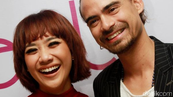 Sweet... Mesranya BCL dan Ashraf Sinclair