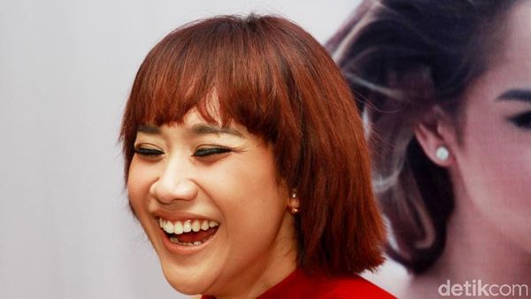 Aih, BCL Happy Banget!