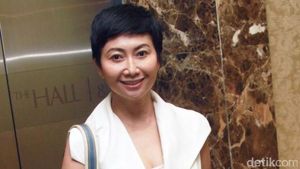 Apa Kabar, Indy Barends?