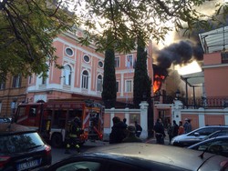 KBRI Roma Terbakar, Satu Orang Staf Dilarikan ke Rumah Sakit