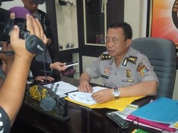 Polda Riau Tahan 3 Tersangka Korupsi Dana Bansos Rp 300 M