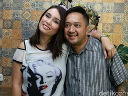 Feby Febiola dan Franky Sebar 200 Undangan Pernikahan