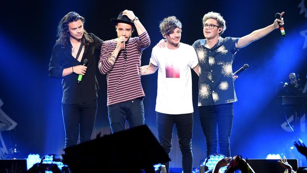Fantastic Four! 1D Meriahkan Jingle Ball 2015