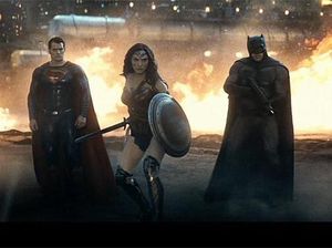 Marcellino Lefrandt: Batman v Superman Manjakan Penggemar Komik Marcellino Lefrandt: Batman v Superman Manjakan Penggemar Komik