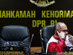 Apa Jaminan Independesi MKD Jika Diberi Fasilitas Setara Pimpinan DPR?