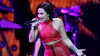 Lihat Lagi Aksi Panggung Demi Lovato Sebelum Overdosis