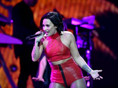 Lihat Lagi Aksi Panggung Demi Lovato Sebelum Overdosis