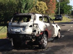 Diuji Jurnalis Australia, Ford Everest Terbakar