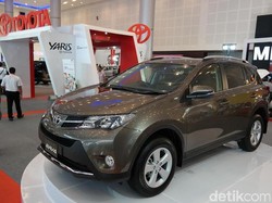 Puluhan Toyota RAV4 Sudah Terpesan