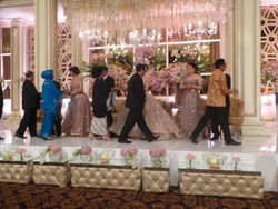 Begini Suasana Meriah Pesta Resepsi Pernikahan Putri Novanto