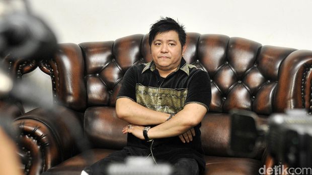 Steven Rumangkang gelar jumpa pers di kawasan Cilandak, Jaksel