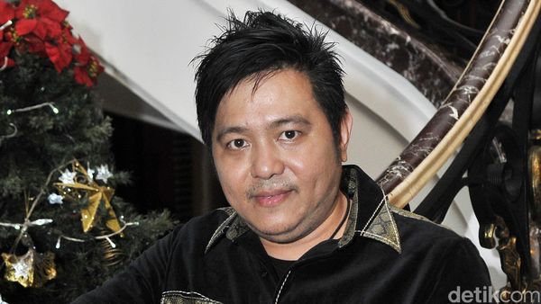 Curhat Suami Angel Karamoy