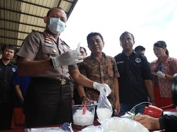 Kapolda Kalbar Setuju Usul Komjen Buwas, Pengedar Disuruh Telan Narkoba Barbuk