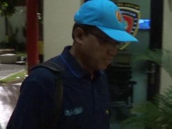 Petinggi Pelindo III Diamankan Polisi Gara-gara Pamer Pistol di Toko Ponsel