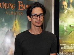 Lulus Kuliah Jadi Resolusi Dimas Beck di 2016