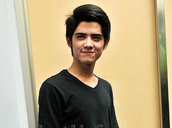 Lelah Main Sinetron, Aliando Fokus Bermusik