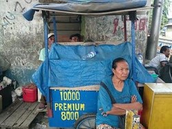 Sst...TKP Metromini Vs KCL di Angke Akrab dengan Kecelakaan Maut