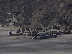 Bromo Siaga, Suku Hindu Tengger Masih Boleh Ritual di Pura Agung Lautan Pasir