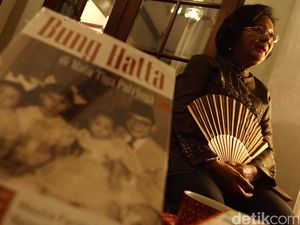 Pesan Bung Hatta: Hidup Tak Perlu Mewah, Nama Baik Harus Dijaga Pesan Bung Hatta: Hidup Tak Perlu Mewah, Nama Baik Harus Dijaga