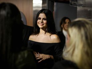 I Cant Get Enough, Kolaborasi Benny Blanco, J Balvin dan Selena Gomez