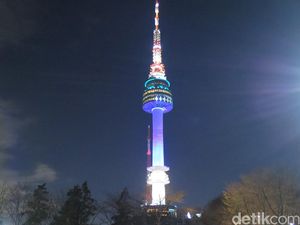 Mengikat Cinta di Namsan Tower Seoul