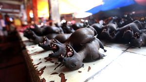 Foto: 5 Pasar Unik di Dunia, Jual Jimat, Alat Santet, Hingga Jodoh