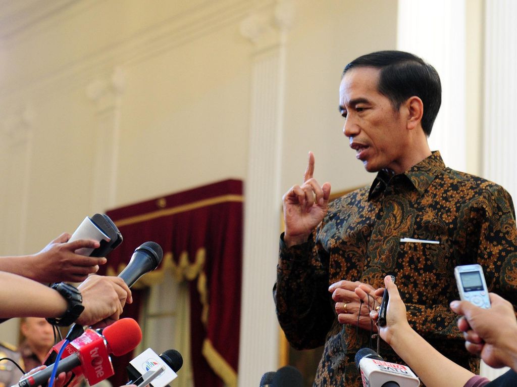 Cara Jokowi Tepis Dinasti Politik Gibran-Bobby Cara Jokowi Tepis Dinasti Politik Gibran-Bobby