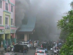 Pasar Sukaramai Pekanbaru Terbakar, Asap Hitam Membubung Tinggi