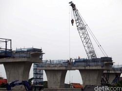 BPJT: Pembangunan Jalan Tol Melayang Jakarta-Cikampek Jangan Timbulkan Macet