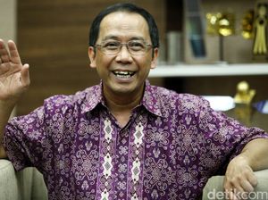 Dongeng Kepala LAPAN yang Bikin Komunitas Bumi Datar Meradang Dongeng Kepala LAPAN yang Bikin Komunitas Bumi Datar Meradang