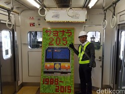 PT KCJ Pasang Poster Anak-anak Jepang di KA Seri 205 Selama 2 Bulan