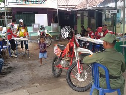 Unik, TPS di Bantul ini Petugas dan Dekorasinya Bernuansa Motor Trail