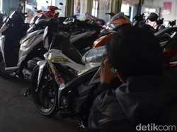 Dicuekin Sales Karena Beli Motor Pakai Uang Kontan?