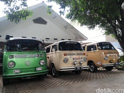 Puluhan Pengguna Mobil VW Klasik Siap Touring ke Titik Nol