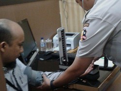 Begini Suasana Saat Novel Jalani Pemeriksaan Kesehatan di Bareskrim
