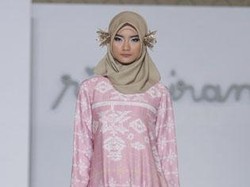 Ria Miranda Rilis Koleksi Busana Terbaru Terinspirasi Minang Hingga Jepang