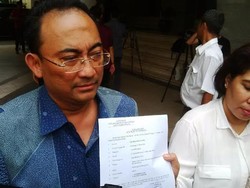 Pengacara Setya Novanto Tunjukkan Surat Laporan Atas Sudirman Said Diterima Bareskrim