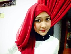 Ambulans Sumbangan Ayah Jadi Kendaraan Diah Menuju Peristirahatan Terakhir